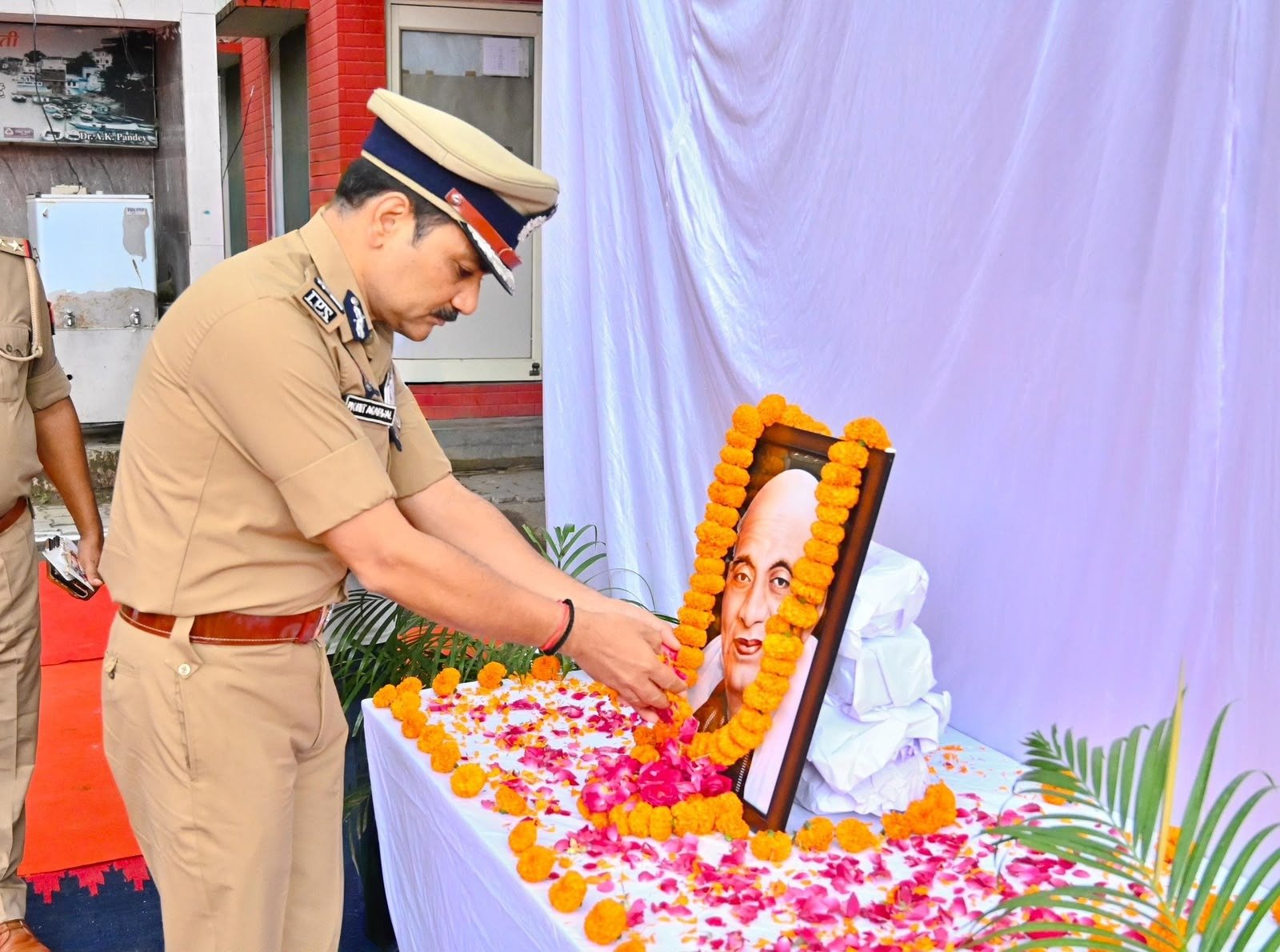 राष्ट्रीय एकता दिवस पर पुलिसकर्मियों ने ली राष्ट्र की एकता और अखंडता की शपथ