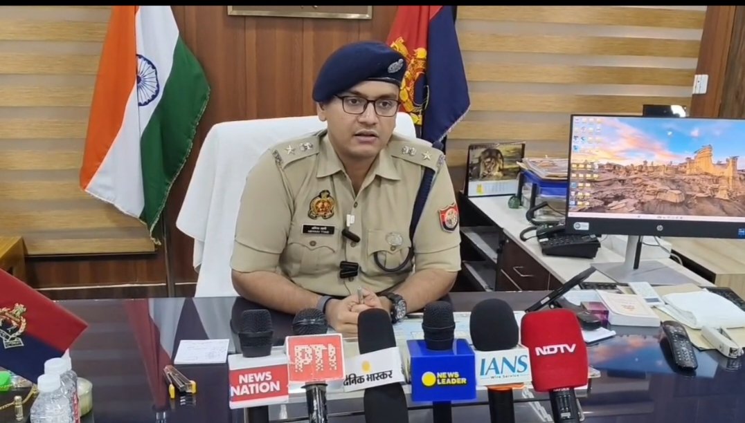 भदोही में 800 से अधिक दुर्गा पंडालों पर रहेगी पुलिस की नजर, ड्रोन से होगी निगरानी