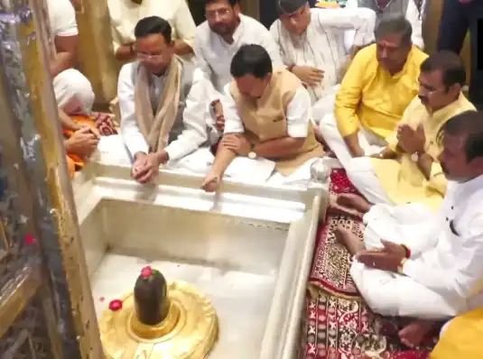 काशी आना हमारी परंपरा, बाबा विश्वनाथ का दर्शन अद्भुत : नितिन नवीन