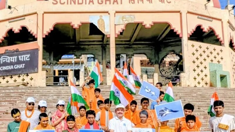 एयर शो से पहले गंगा आरती
