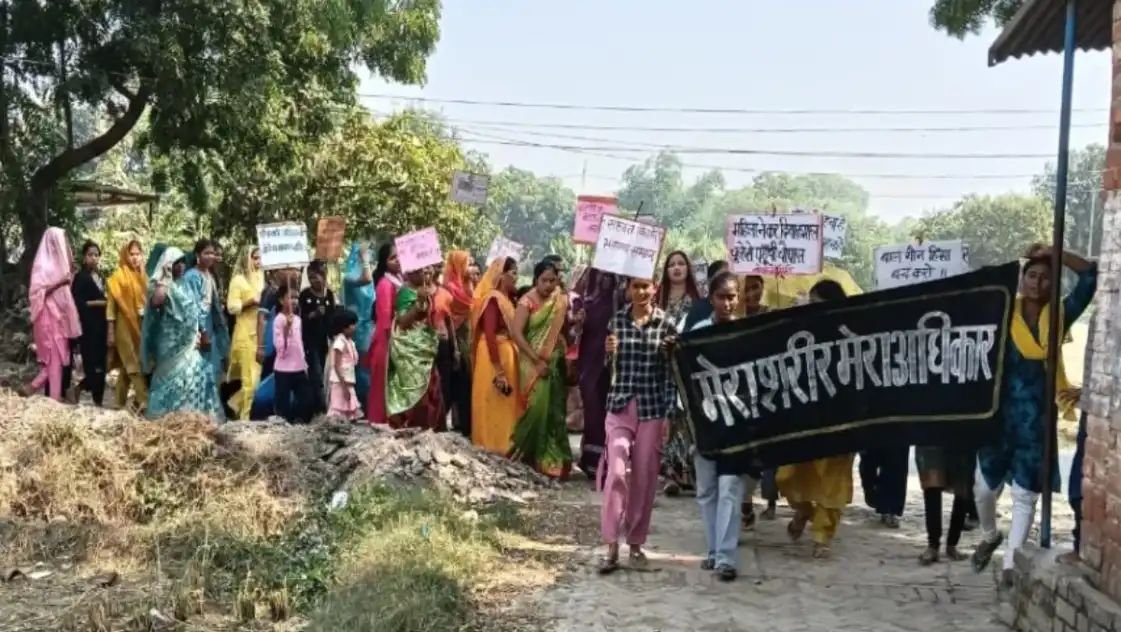 बालिकाओं ने उठाई अधिकारों की आवाज
