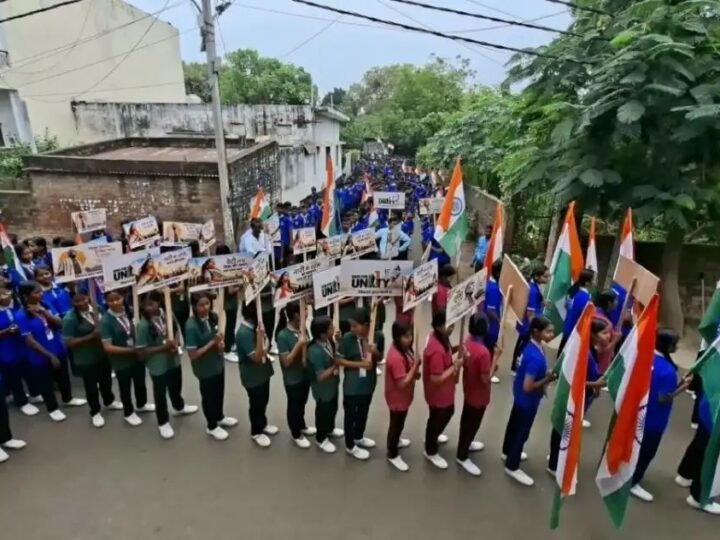 13 हजार विद्यार्थियों ने निकाली रन फॉर यूनिटी रैली