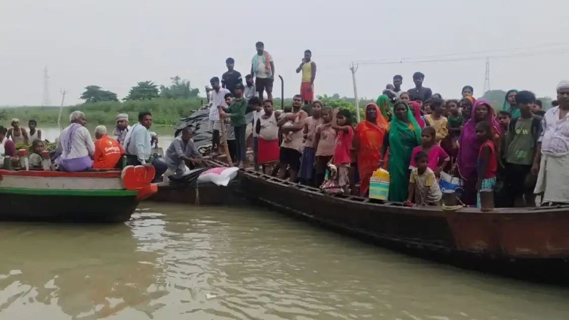बेगूसराय में 157 नावें बिना निबंधन